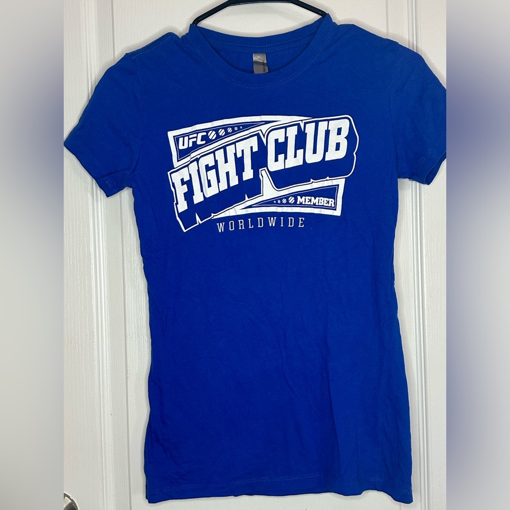 Medium UFC Fightclub member tshirt